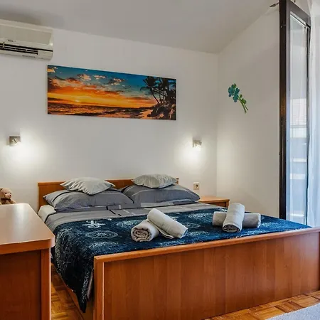 Santek 1 By Interhome * Vir
