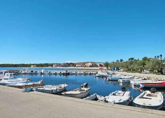 Santek 1 By Interhome Apartman Vir