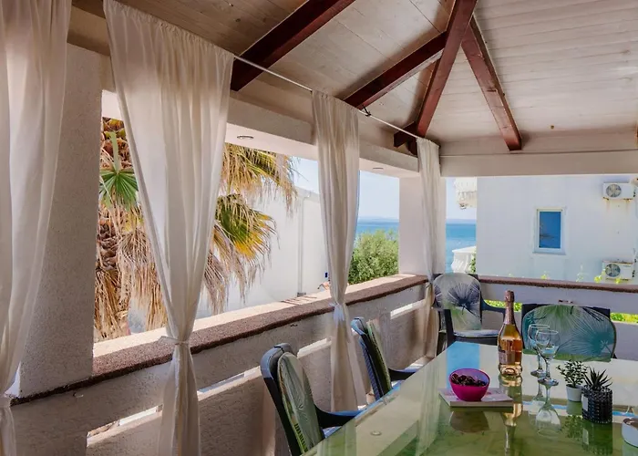 Santek 1 By Interhome *